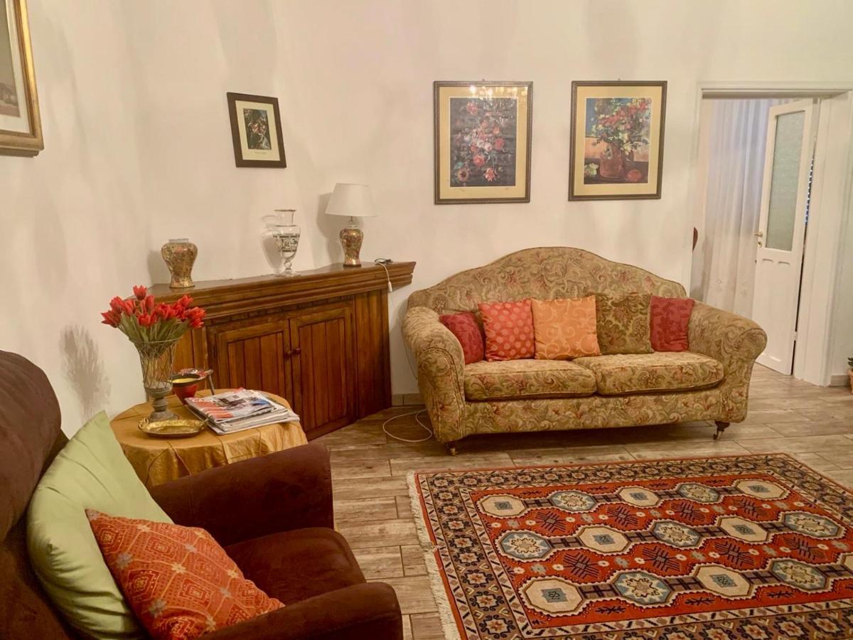 Casa Caterina In Centro Leilighet Sindia Eksteriør bilde